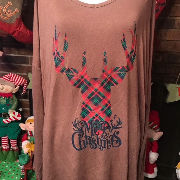 Lovely Plus Size Merry Christmas Top - Picture 2 of 3
